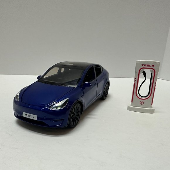 1:24 Tesla Model Y Diecast With Headlight & Taillight LED Blue - Picture 1 of 8